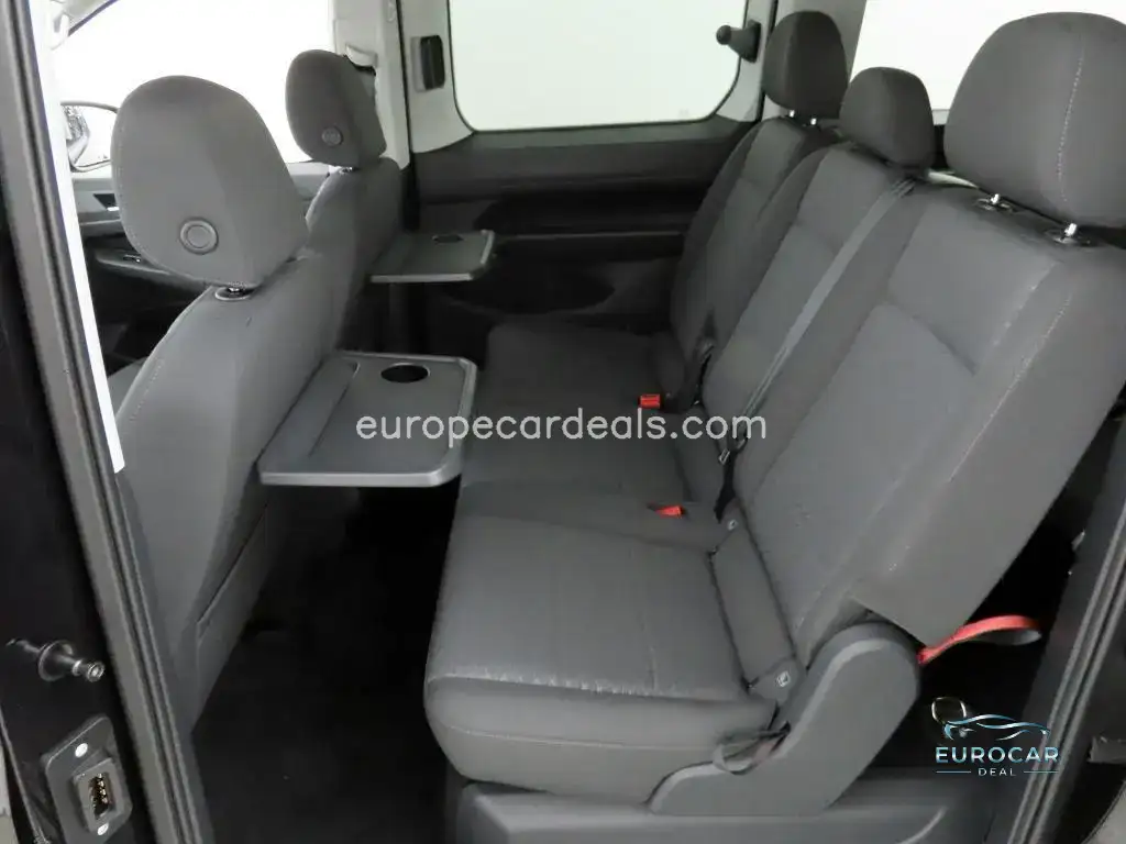 Ford Grand Tourneo