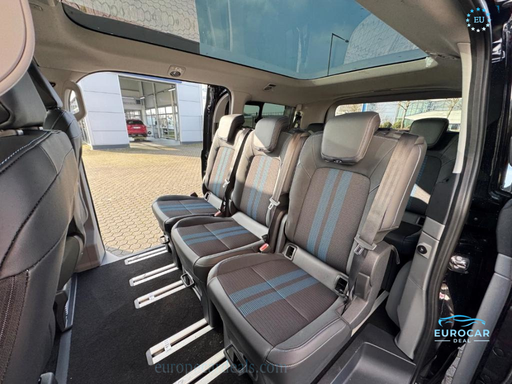 Ford Tourneo Custom