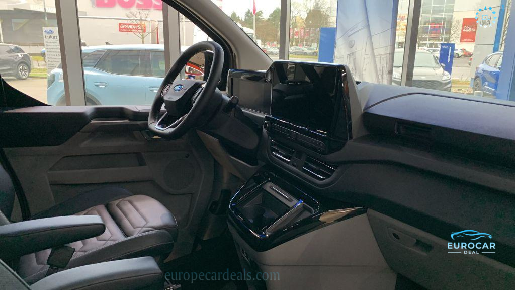 Ford Tourneo Custom