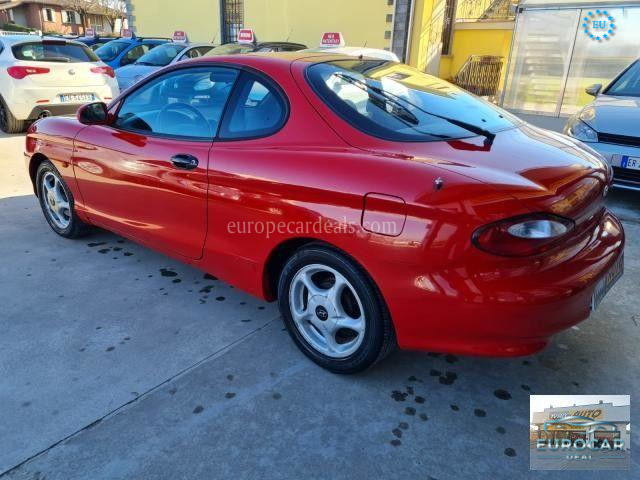Hyundai Coupe