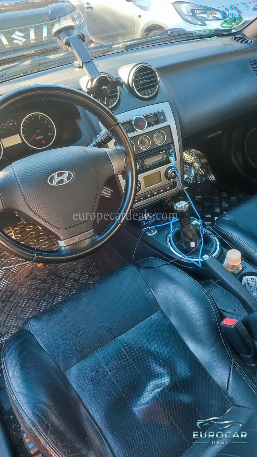 Hyundai Coupe