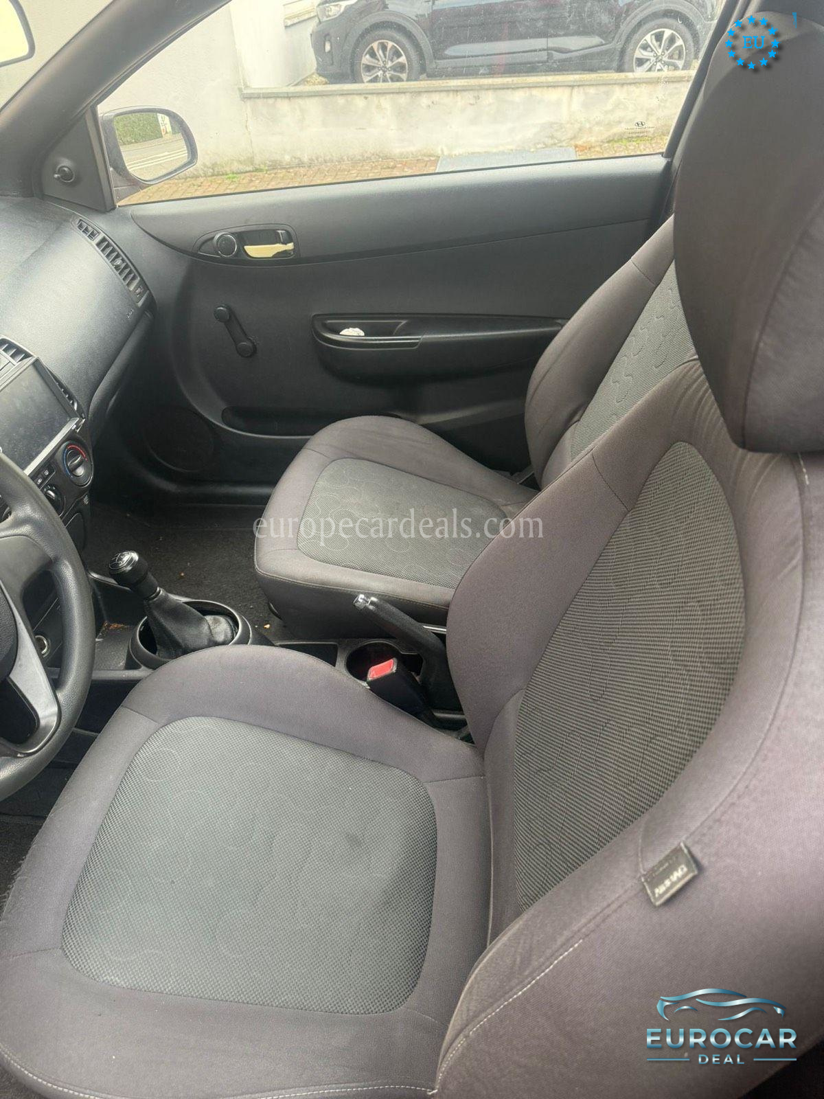 Hyundai Coupe