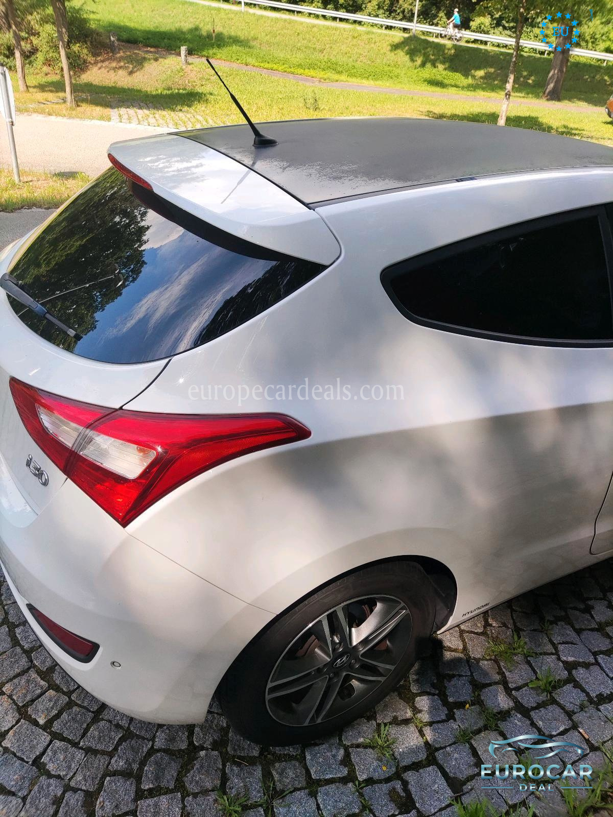 Hyundai Coupe