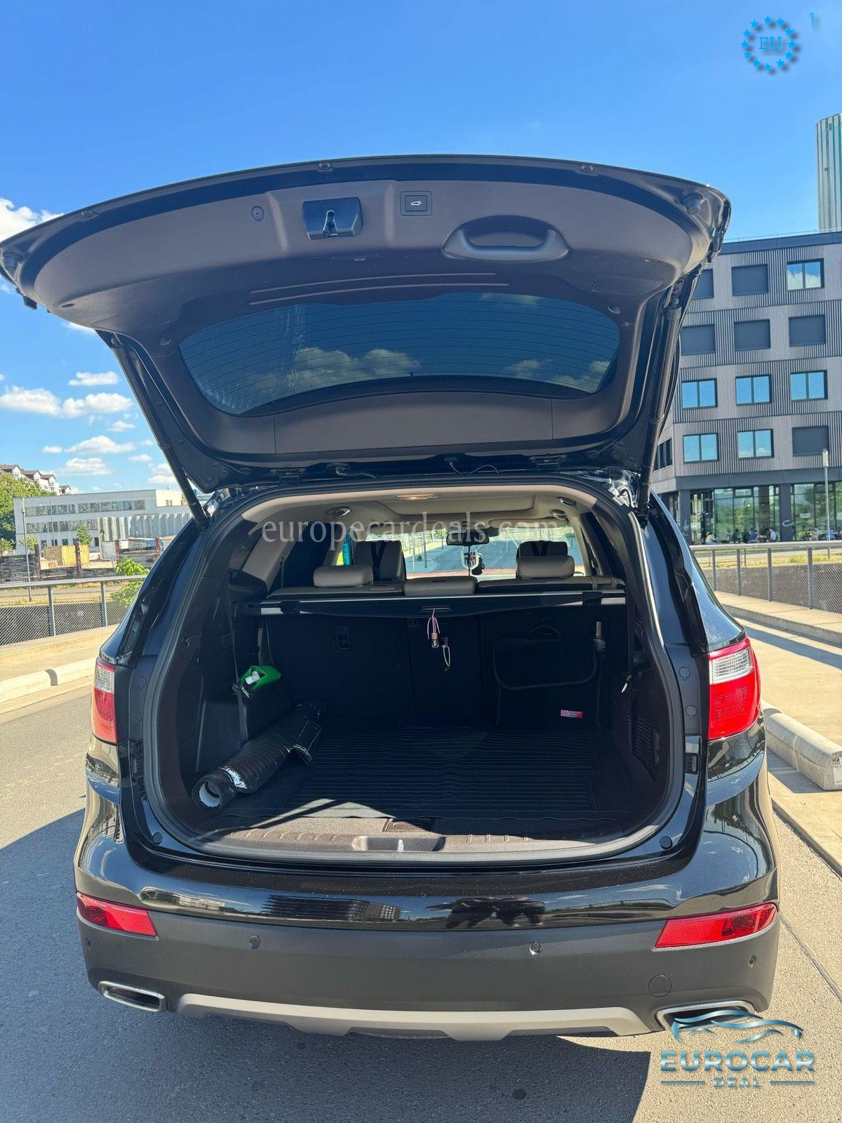 Hyundai Grand Santa Fe