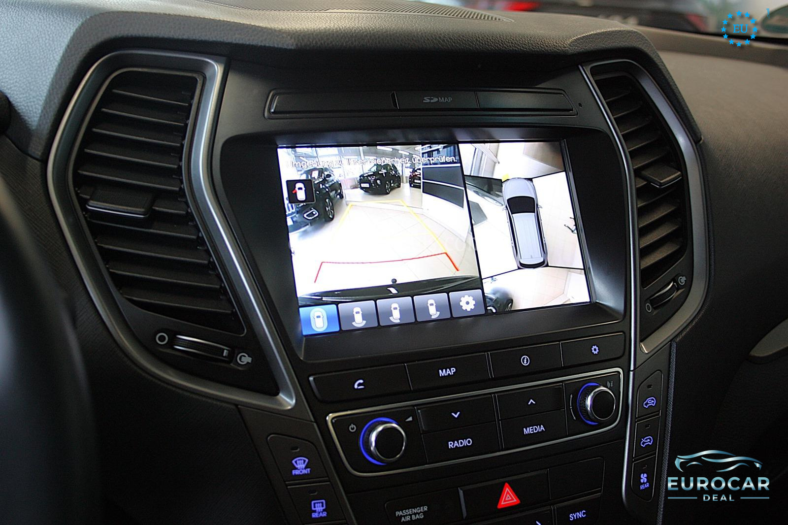 Hyundai Grand Santa Fe