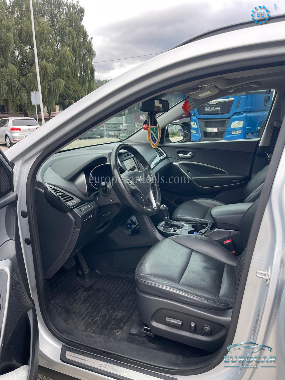 Hyundai Grand Santa Fe