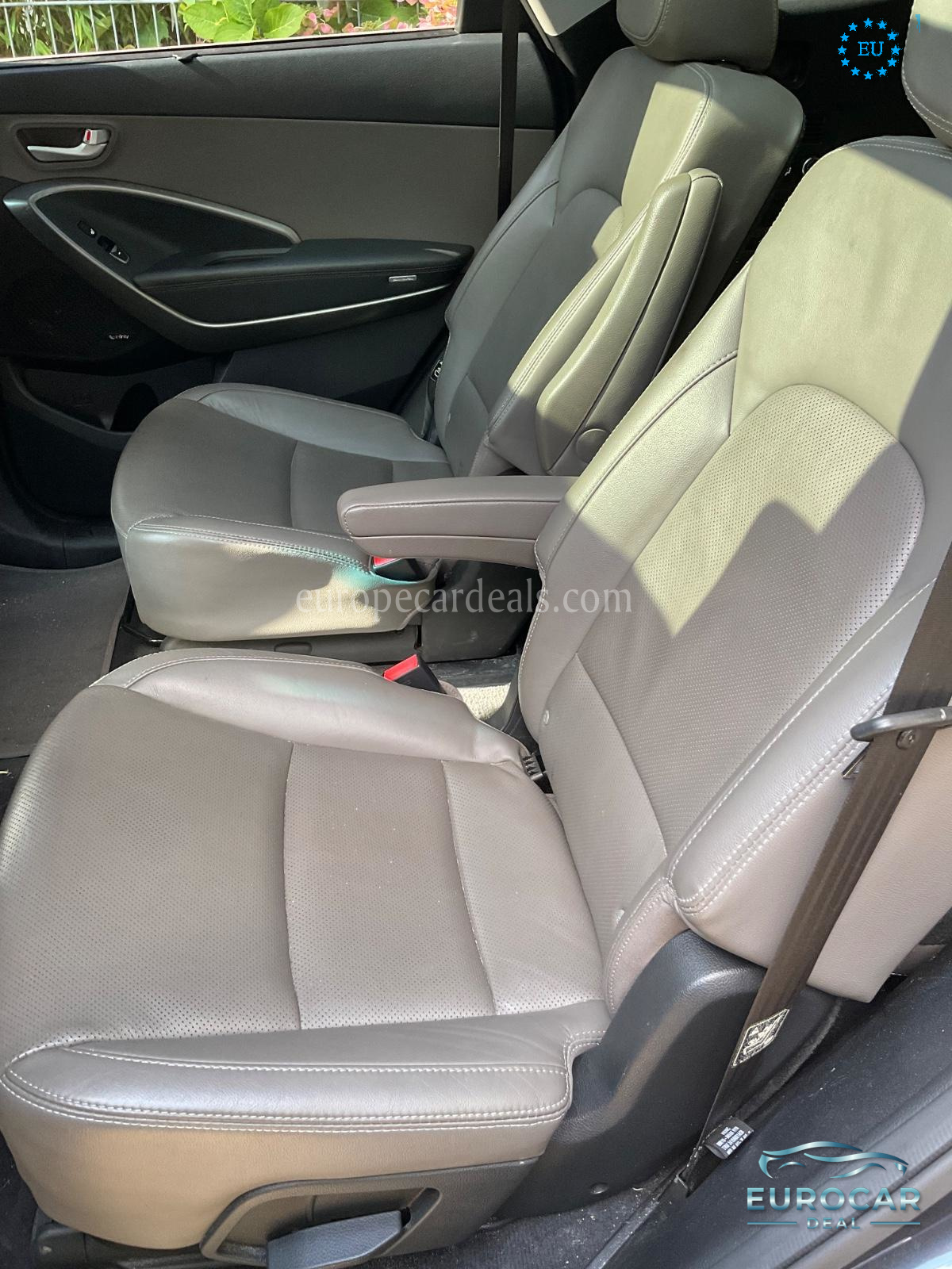 Hyundai Grand Santa Fe
