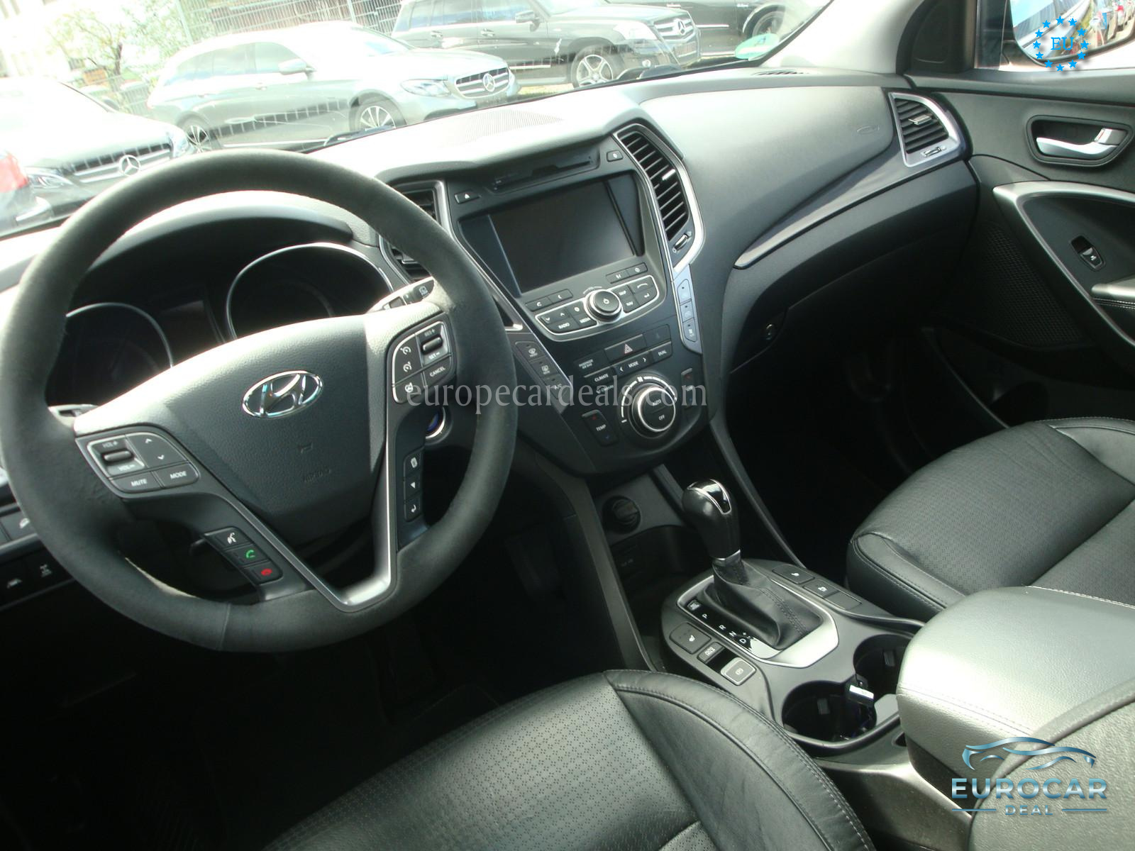 Hyundai Grand Santa Fe