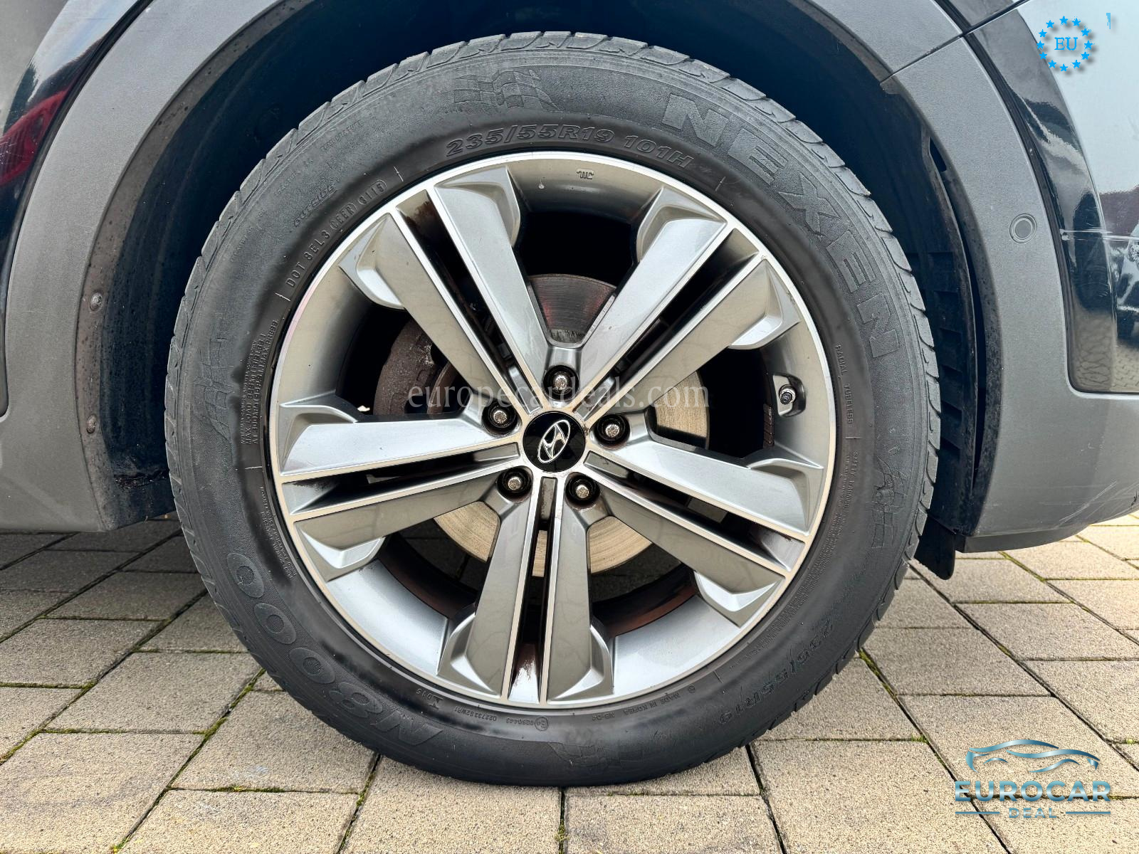 Hyundai Grand Santa Fe