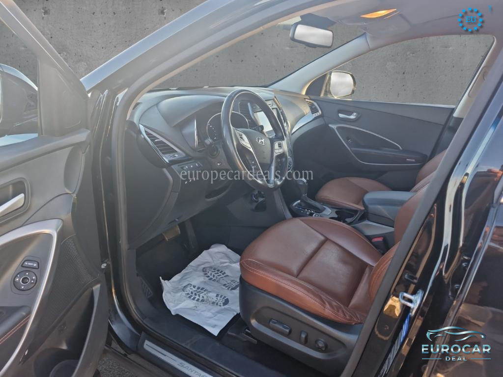 Hyundai Grand Santa Fe