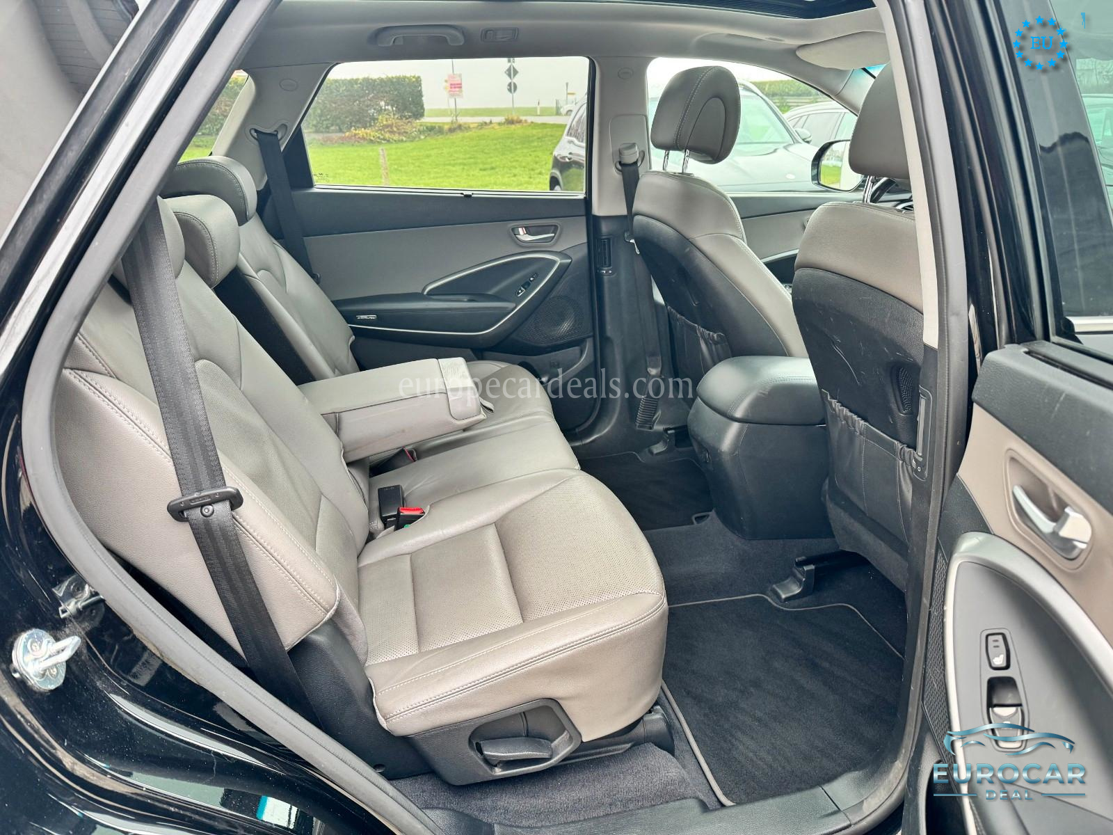 Hyundai Grand Santa Fe