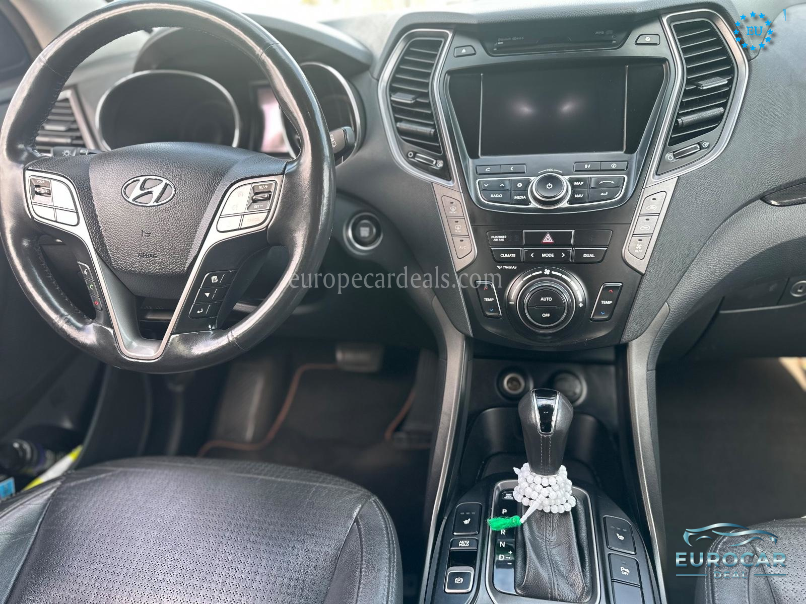 Hyundai Grand Santa Fe