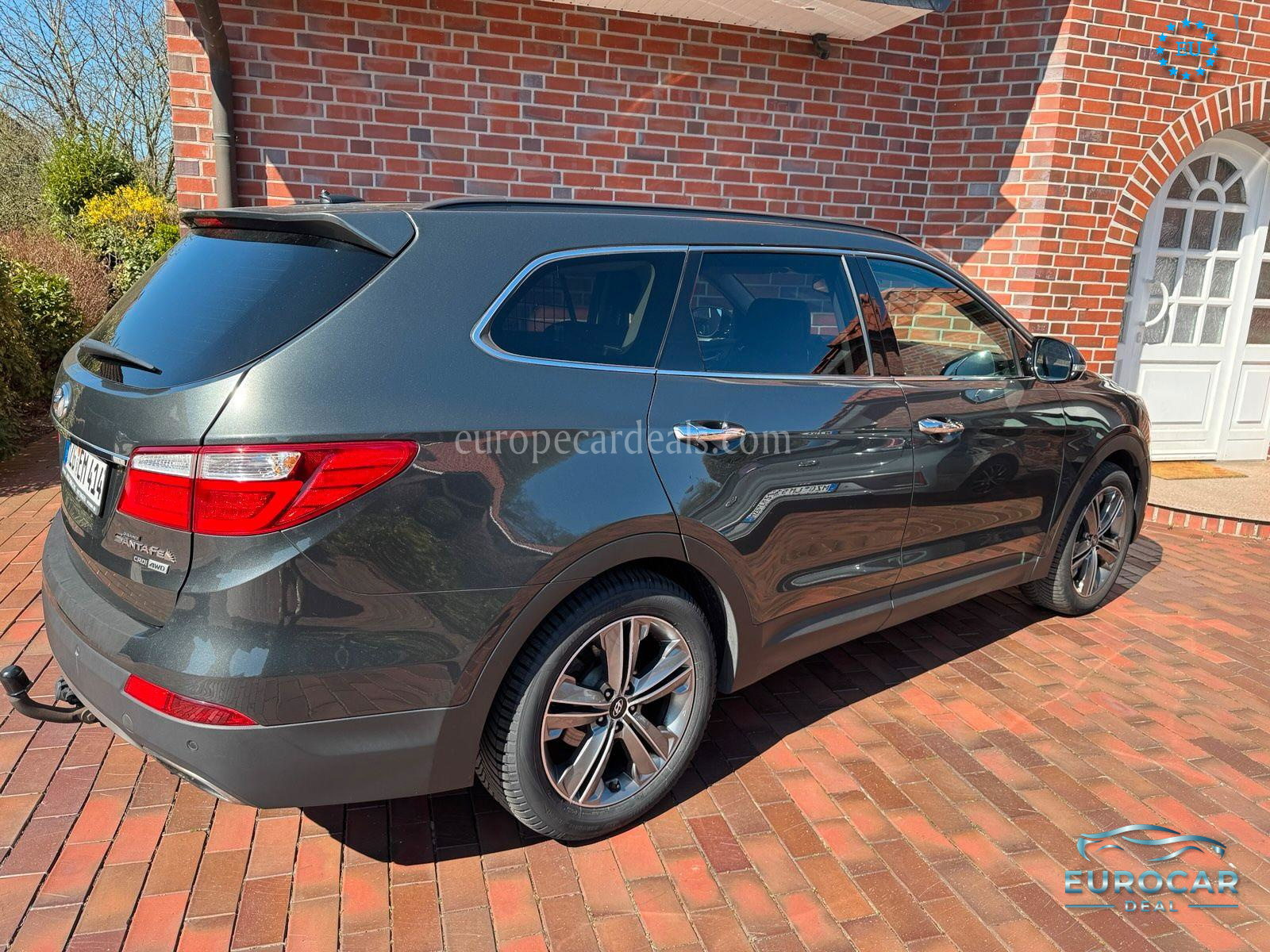 Hyundai Grand Santa Fe