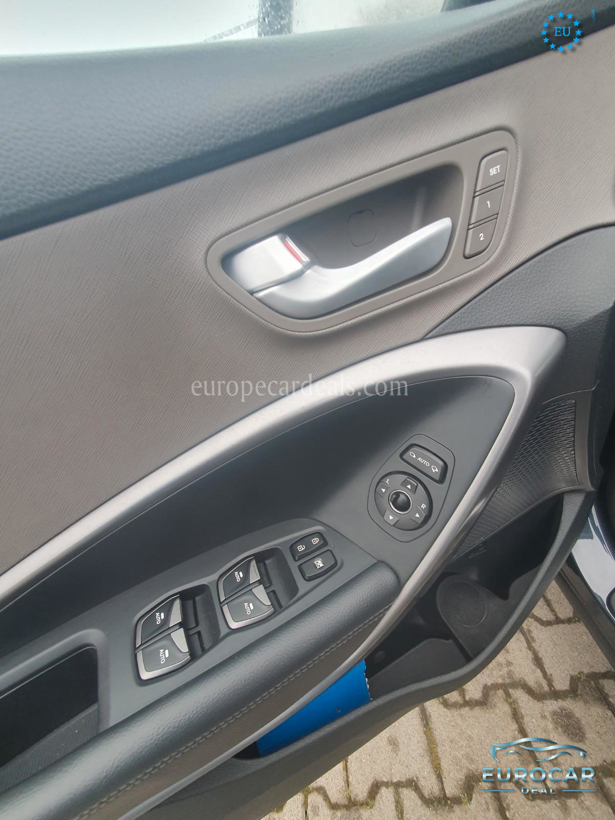 Hyundai Grand Santa Fe