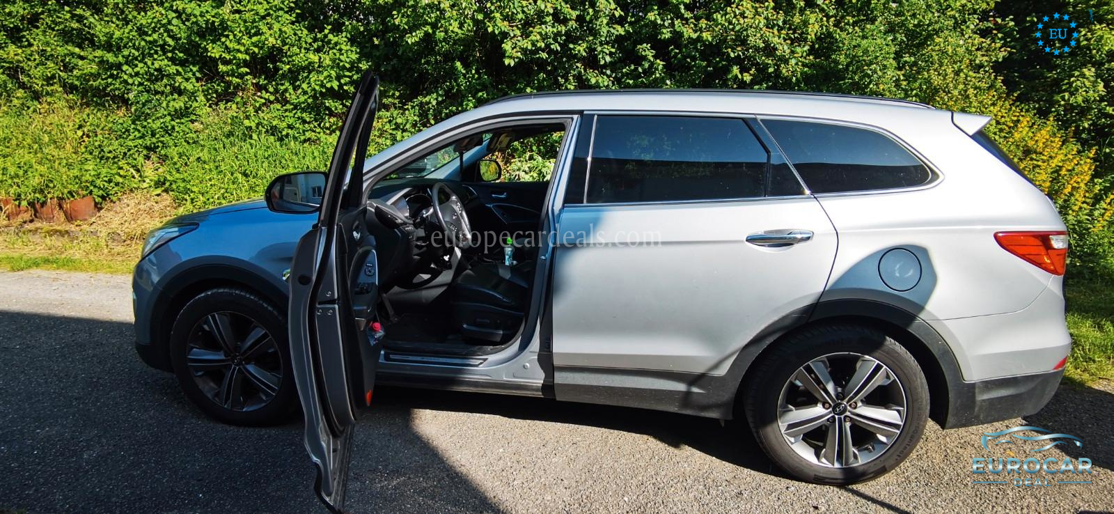 Hyundai Grand Santa Fe