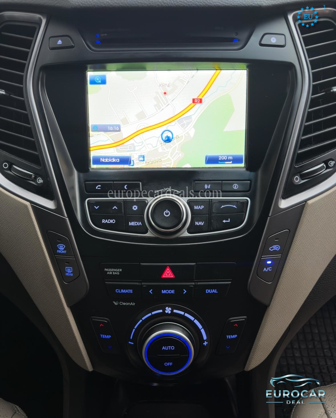 Hyundai Grand Santa Fe