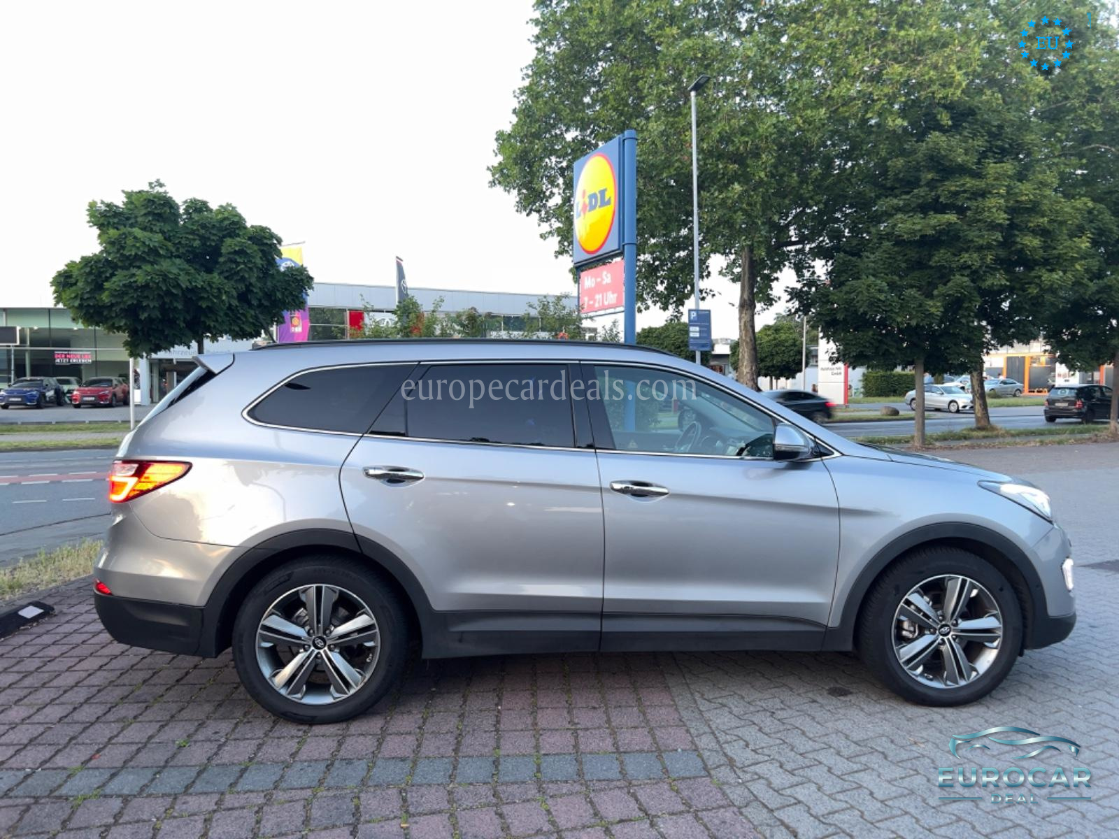Hyundai Grand Santa Fe