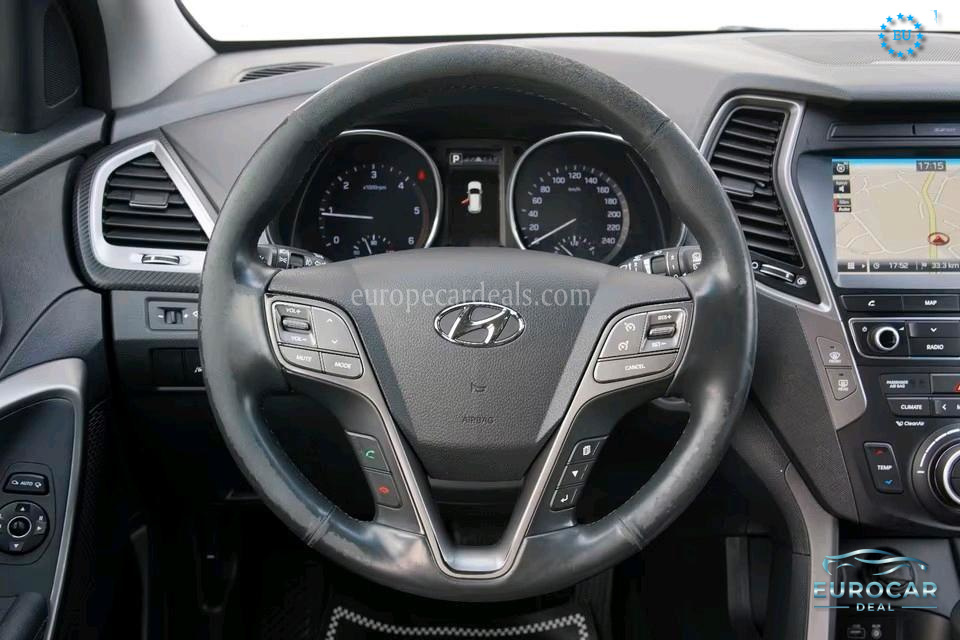 Hyundai Grand Santa Fe