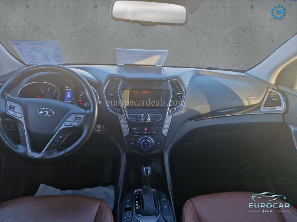 Hyundai Grand Santa Fe