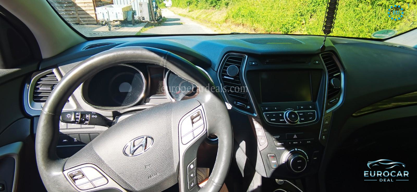 Hyundai Grand Santa Fe