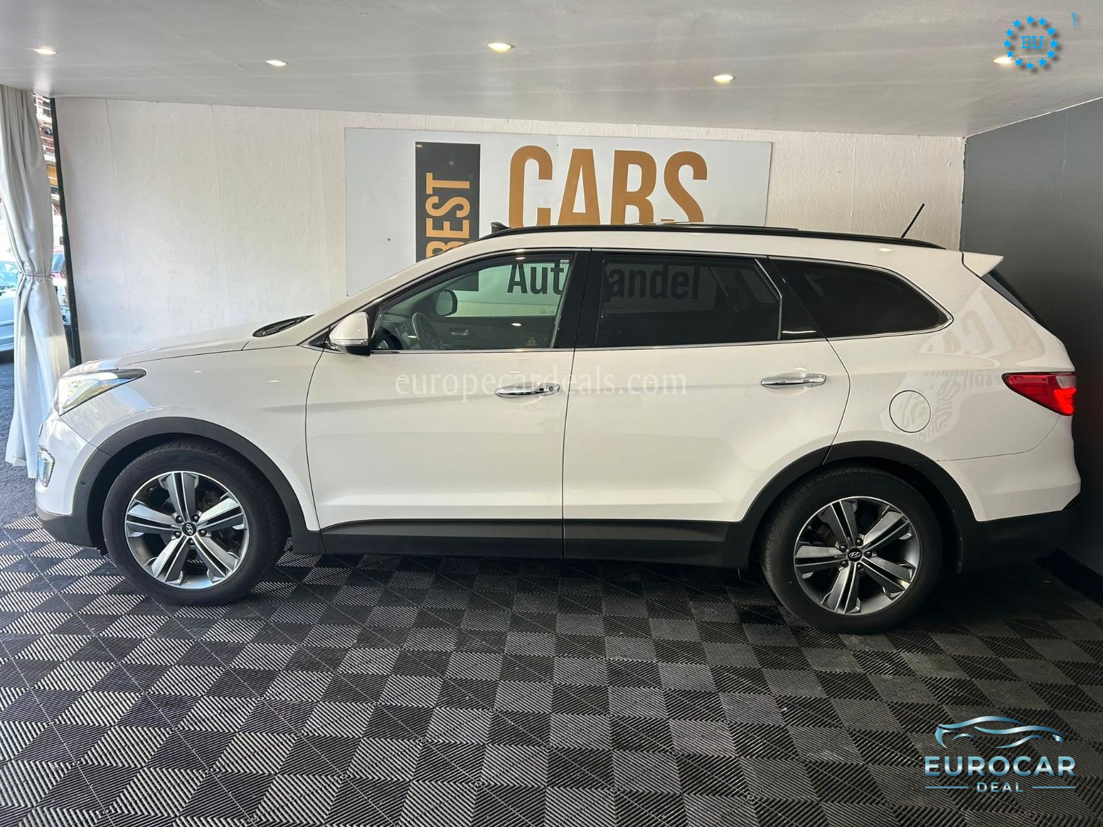 Hyundai Grand Santa Fe