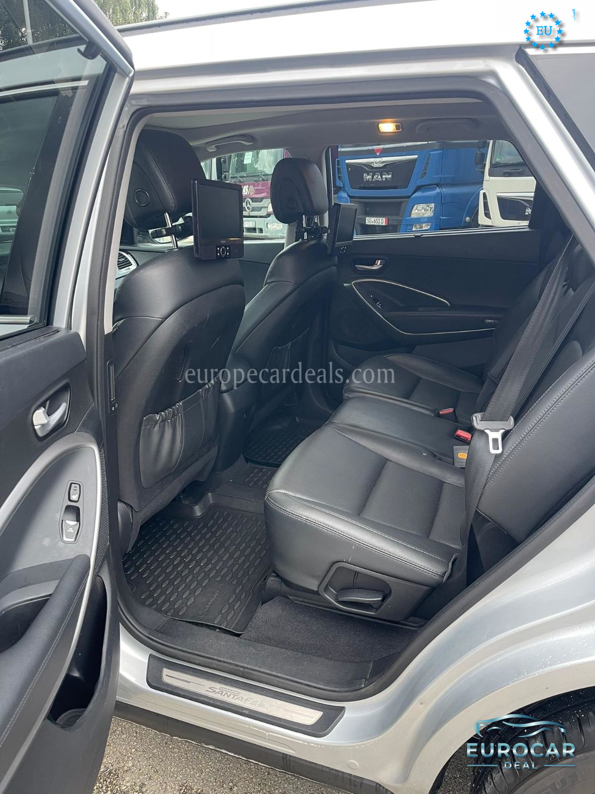 Hyundai Grand Santa Fe