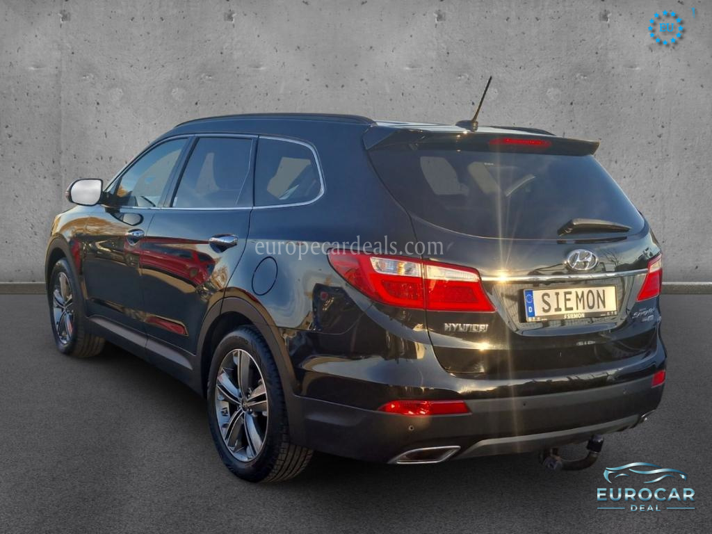 Hyundai Grand Santa Fe