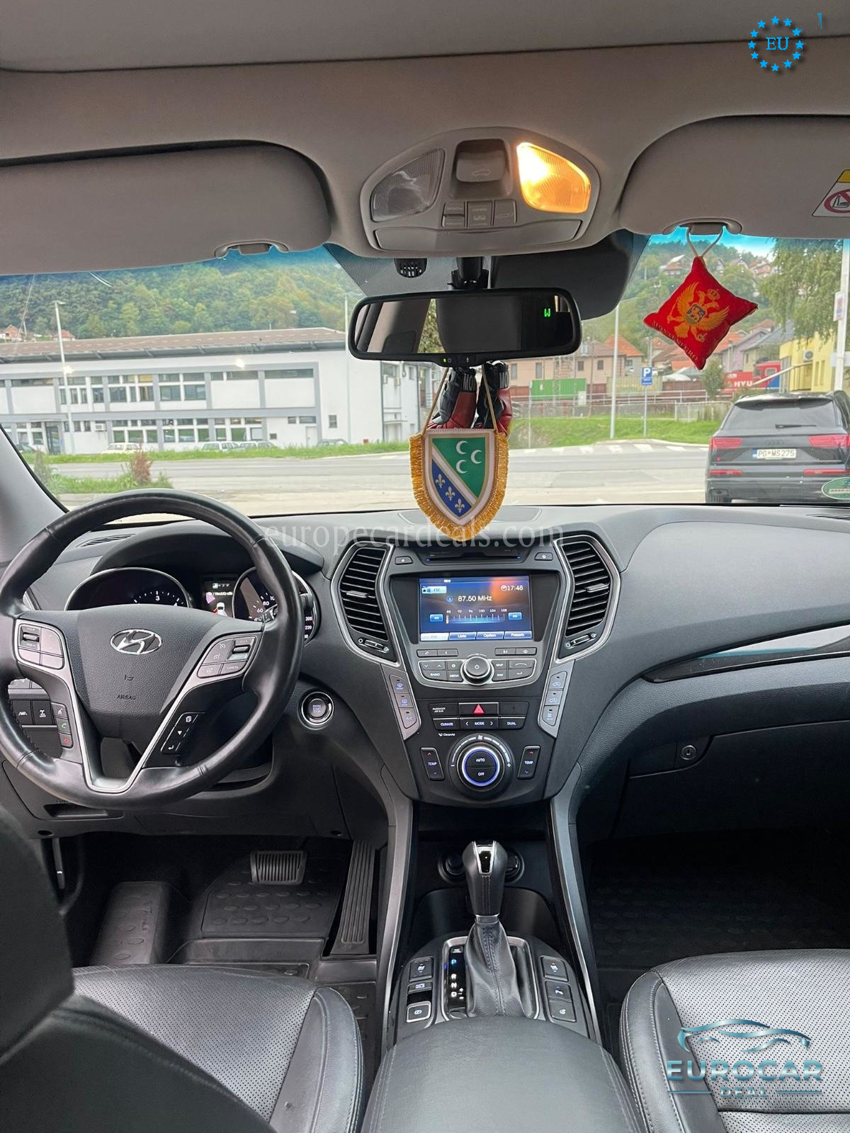 Hyundai Grand Santa Fe