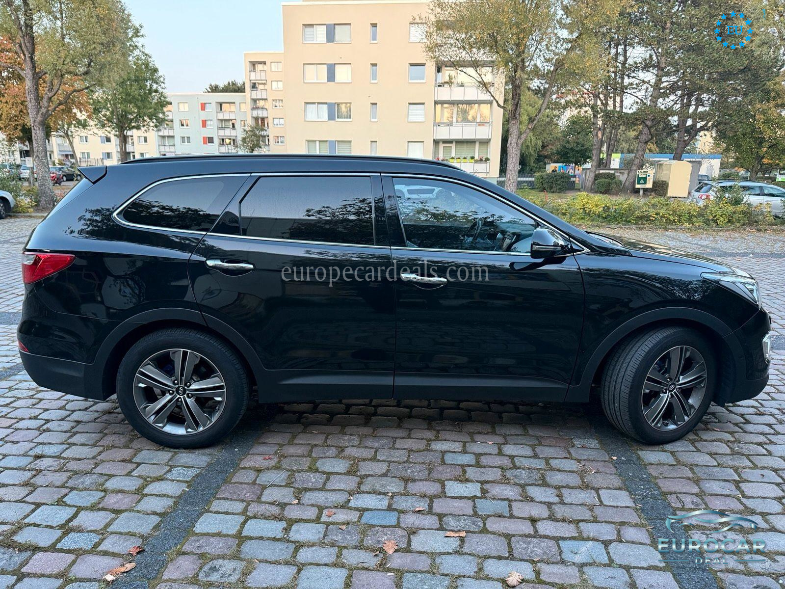 Hyundai Grand Santa Fe