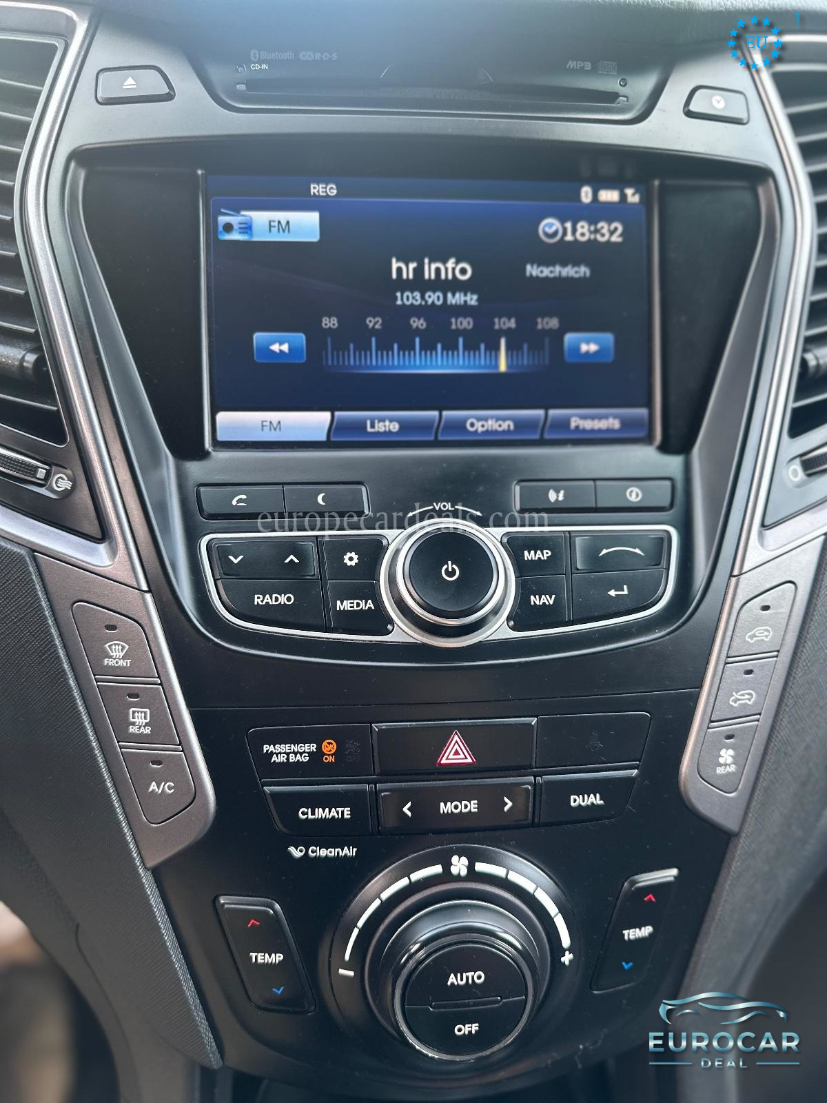 Hyundai Grand Santa Fe