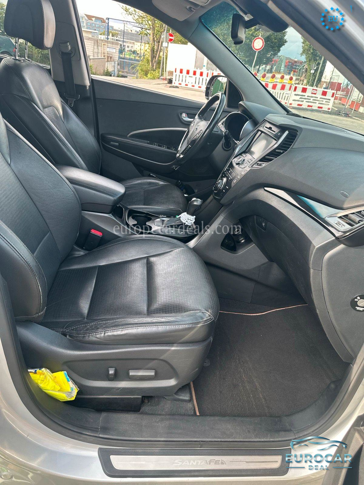 Hyundai Grand Santa Fe