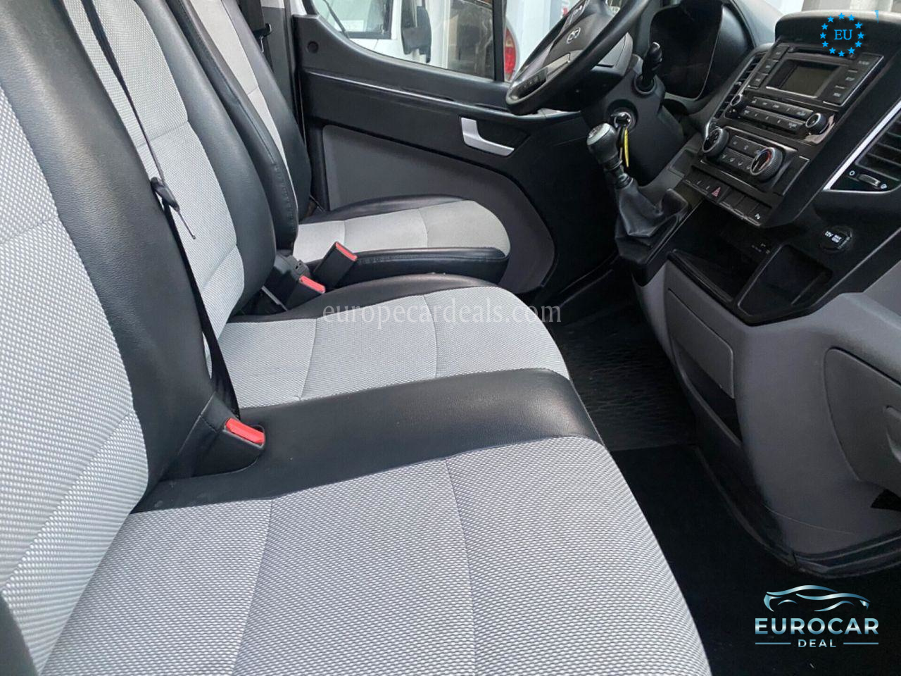 Hyundai H350