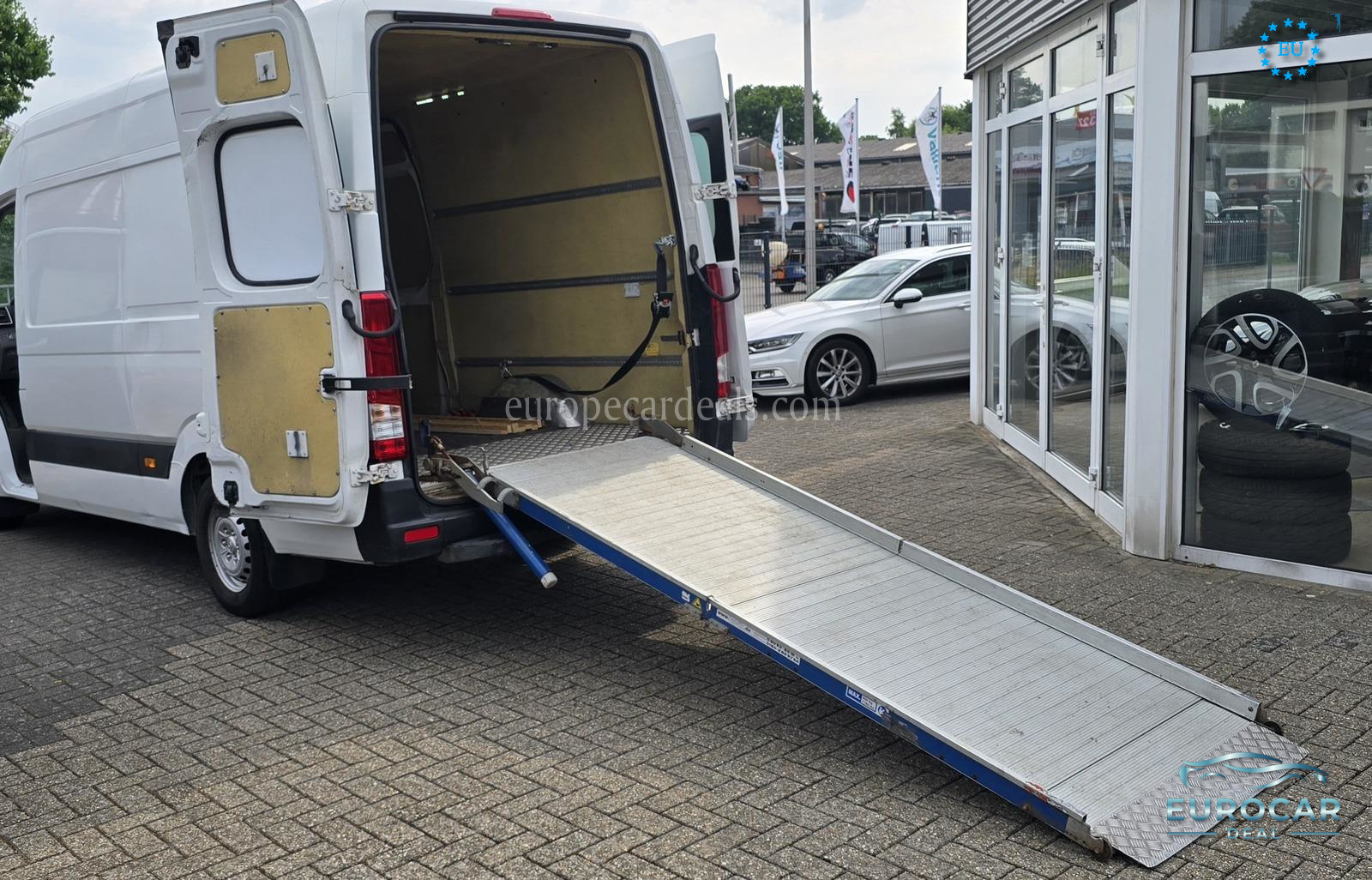 Hyundai H350