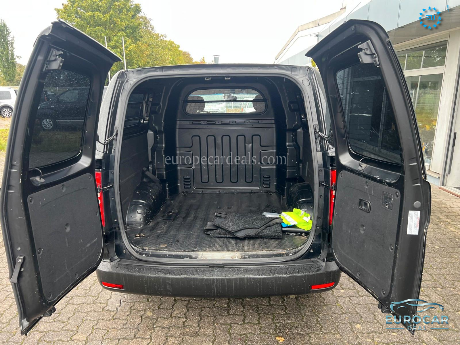 Hyundai H-1