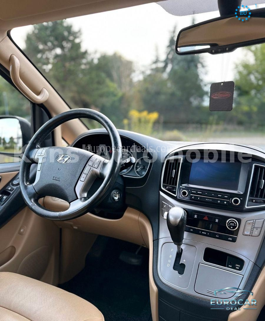 Hyundai H-1