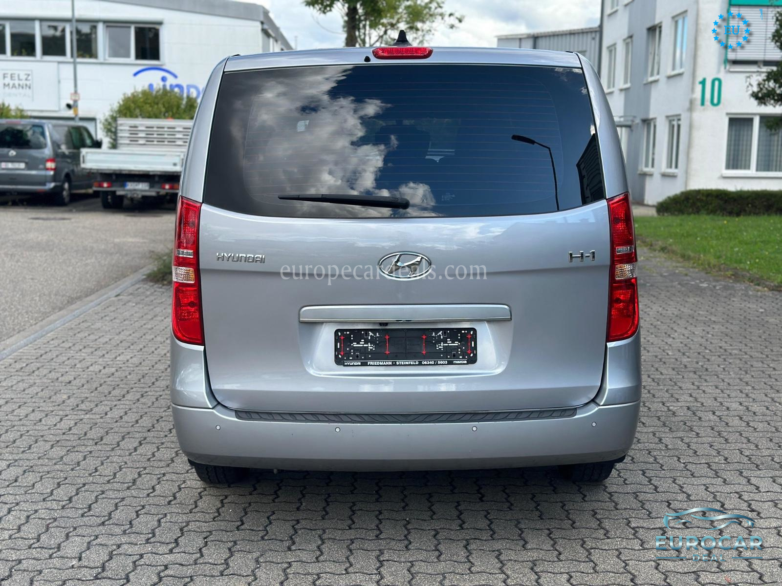Hyundai H-1