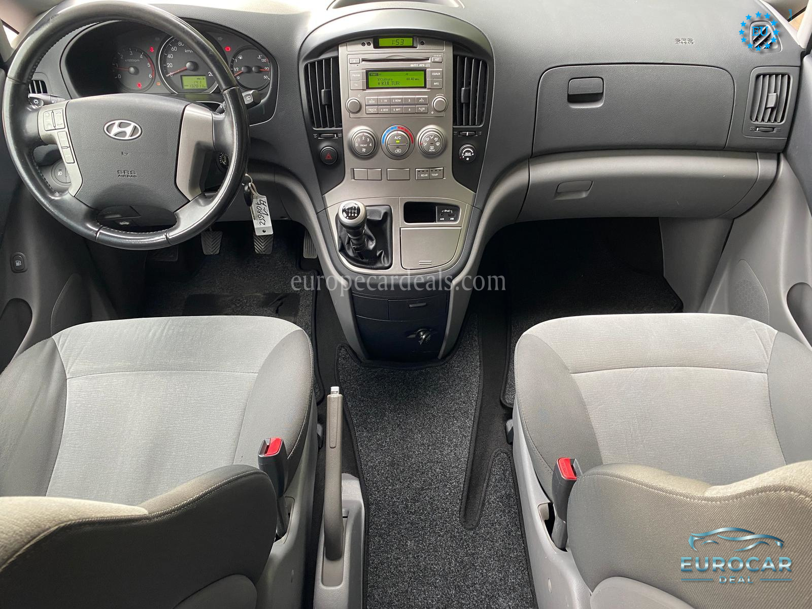 Hyundai H-1