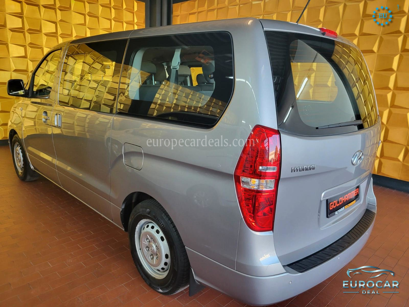 Hyundai H-1