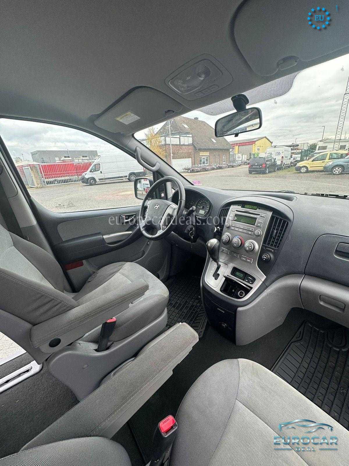 Hyundai H-1
