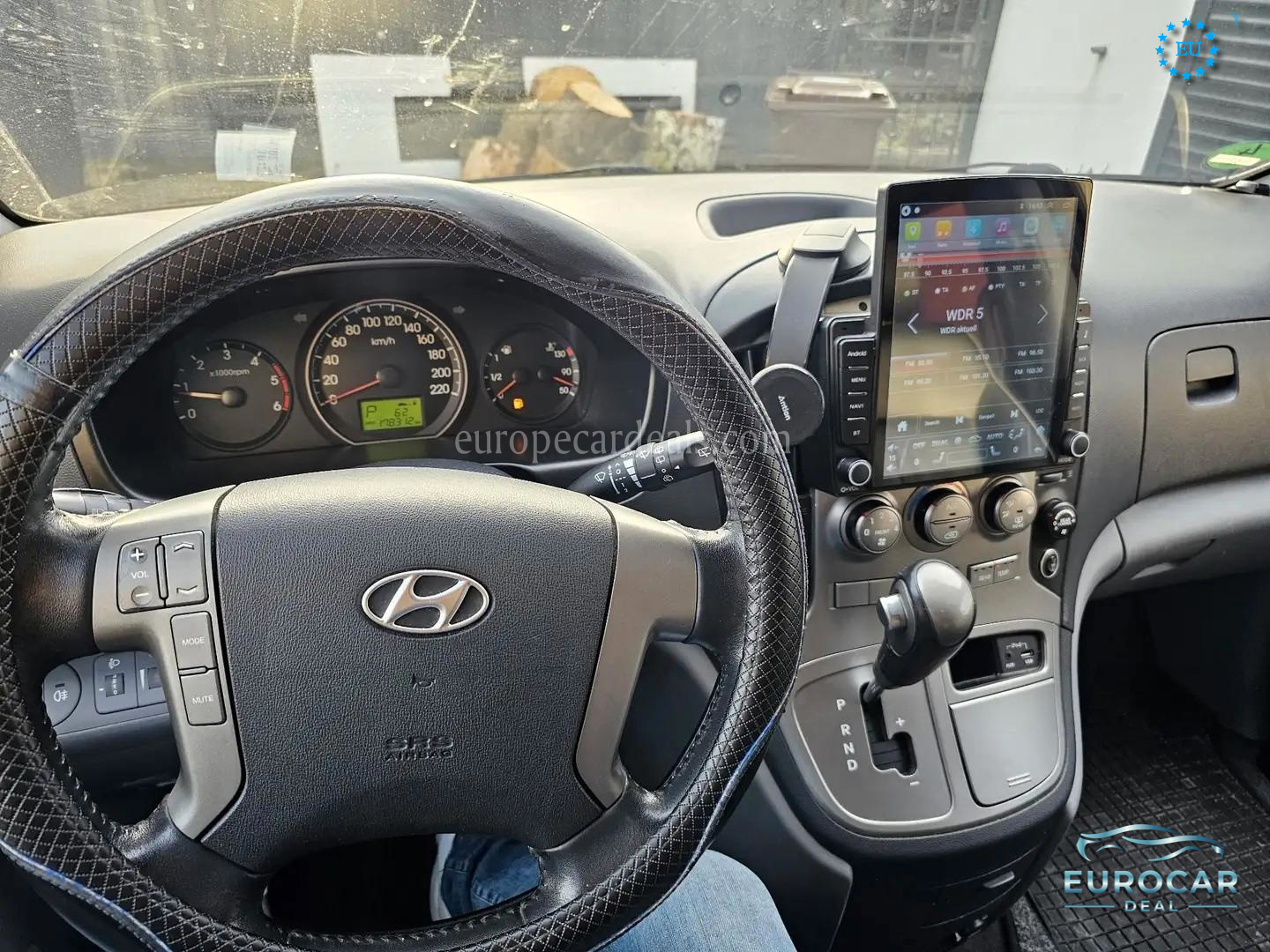Hyundai H-1