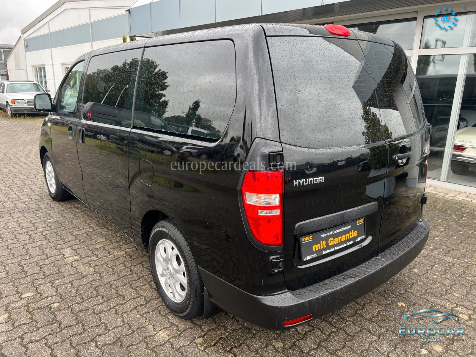 Hyundai H-1
