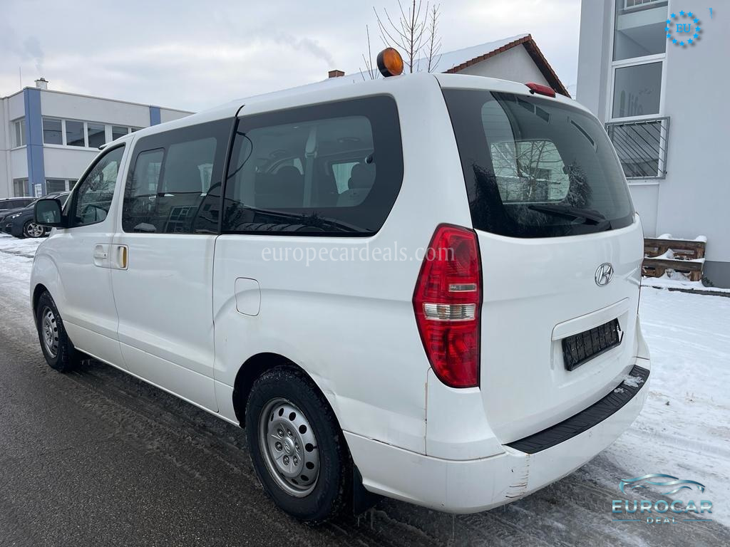 Hyundai H-1