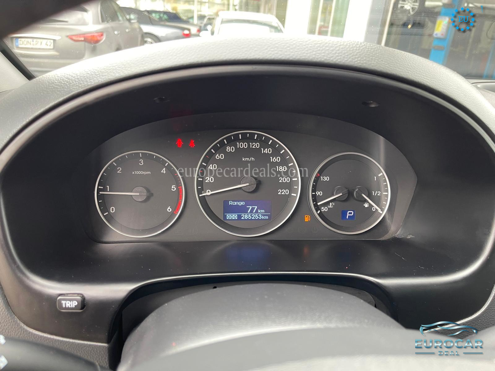 Hyundai H-1
