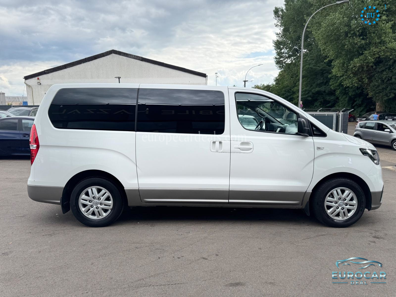 Hyundai H-1