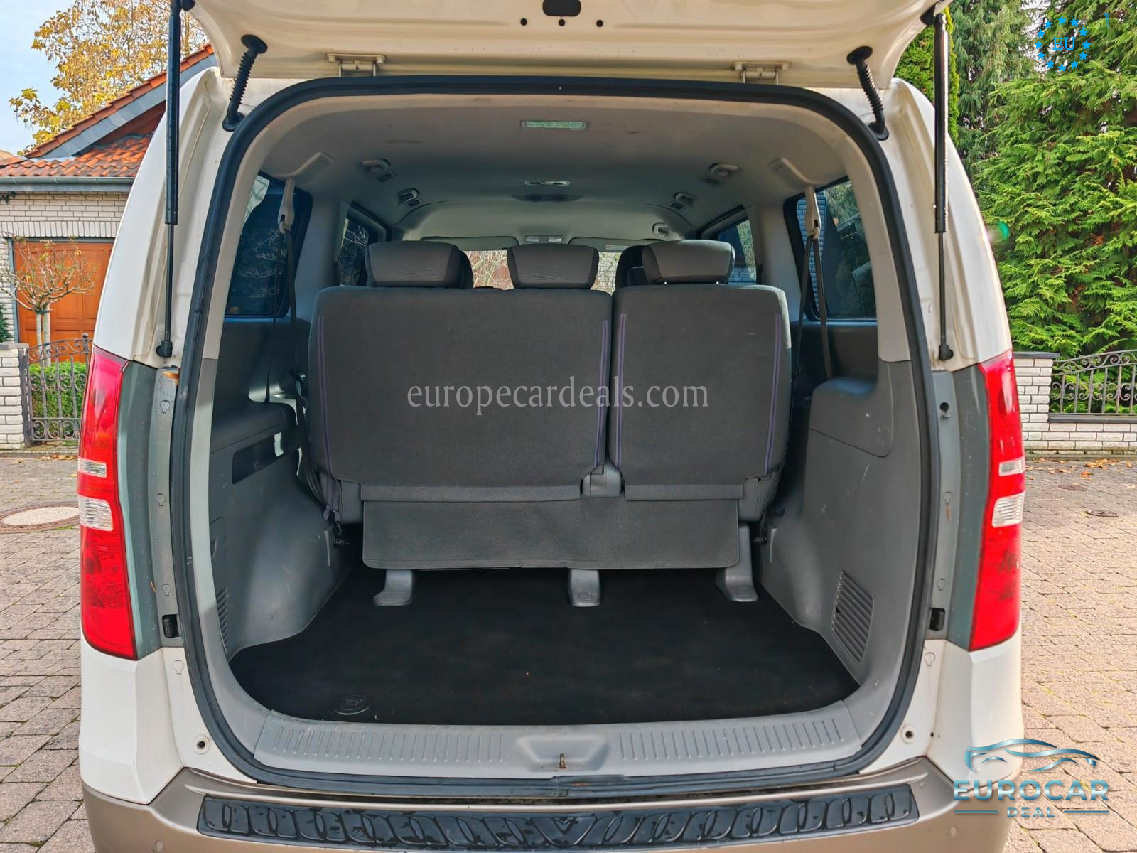 Hyundai H-1
