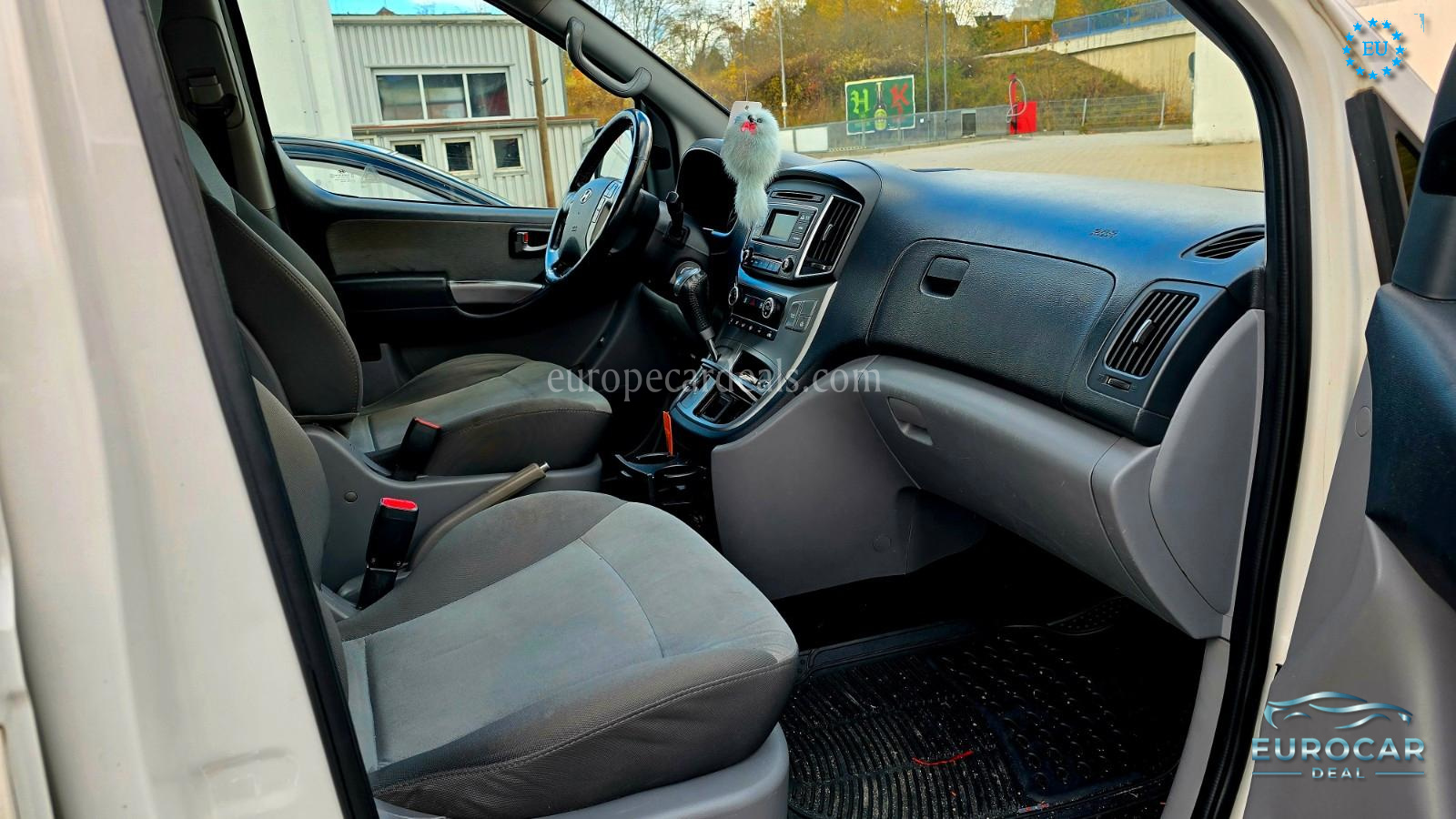 Hyundai H-1
