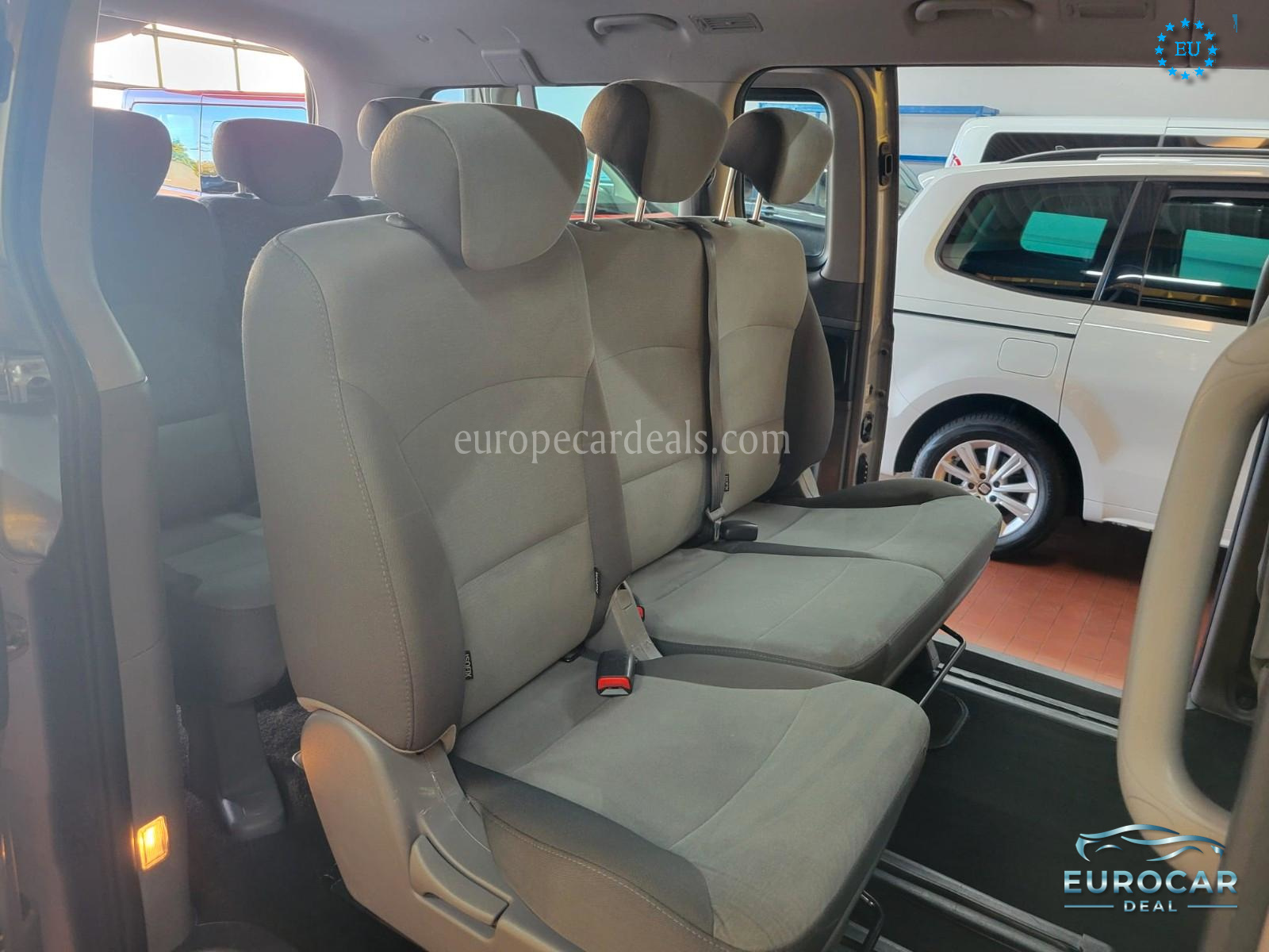 Hyundai H-1