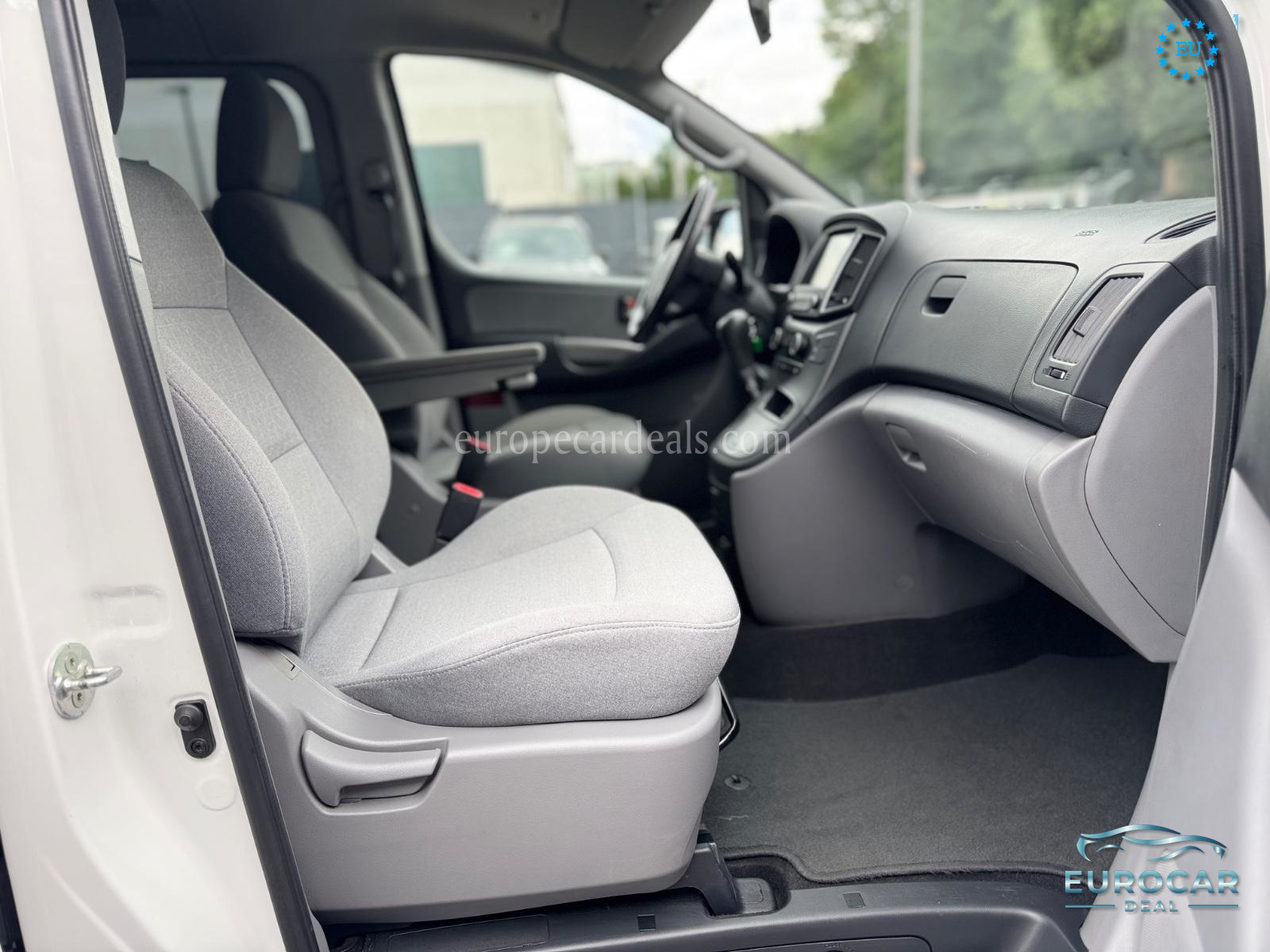 Hyundai H-1