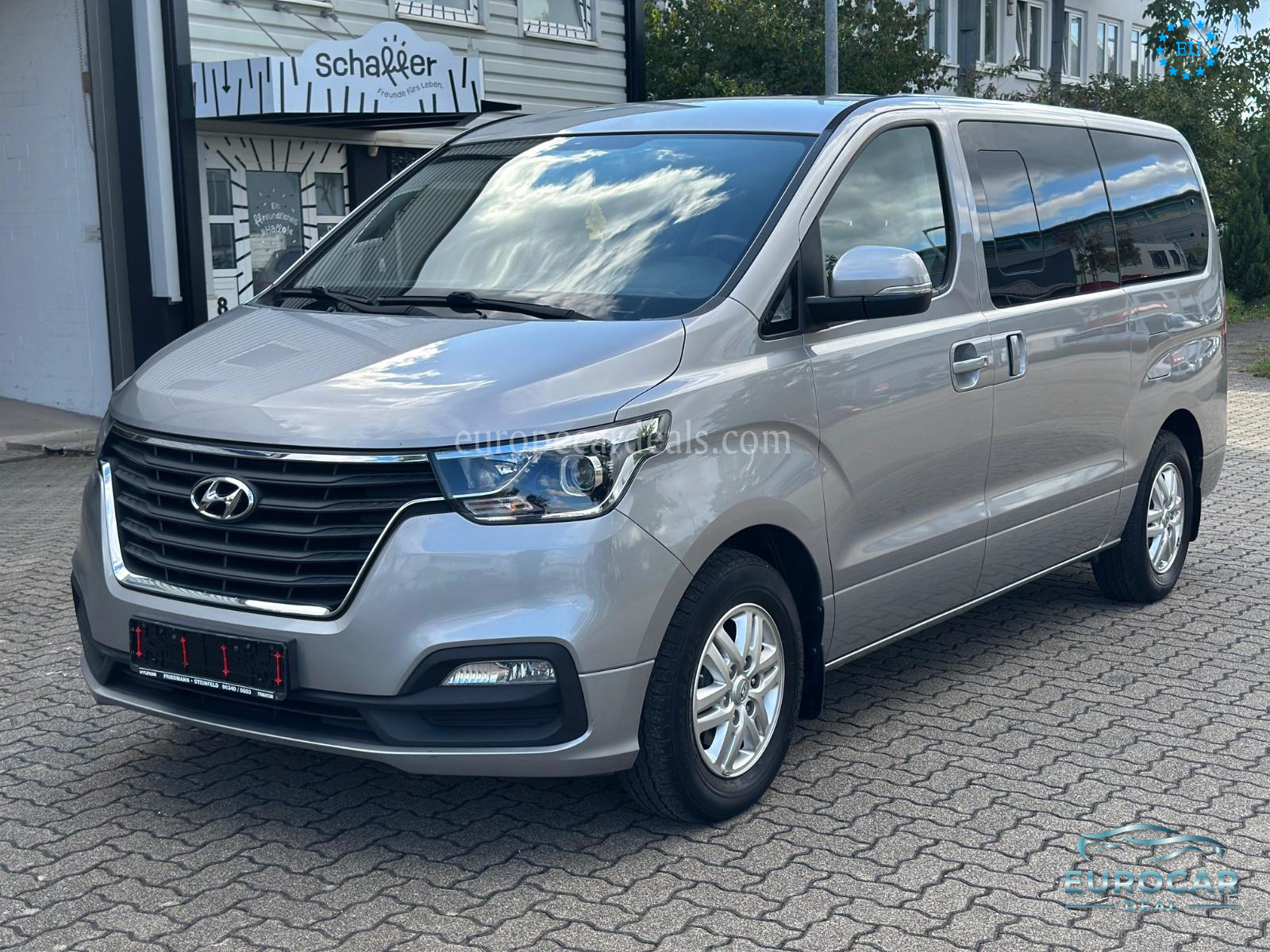 Hyundai H-1