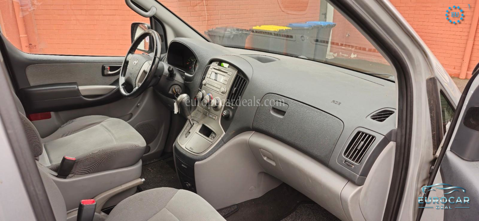 Hyundai H-1